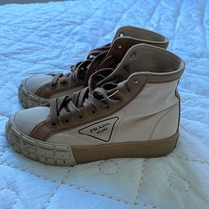 PRADA Sneakers